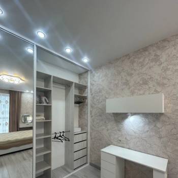 Сдается Многокомнатная квартира, 80 м²