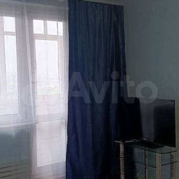 Сдается 1-комнатная квартира, 37 м²
