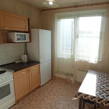Сдается 1-комнатная квартира, 42 м²