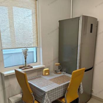 Продается 1-комнатная квартира, 35,5 м²