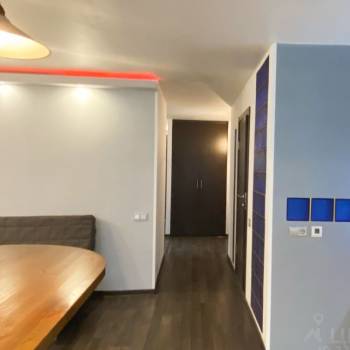 Продается 3-х комнатная квартира, 80 м²