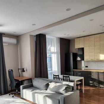 Продается Многокомнатная квартира, 97,1 м²