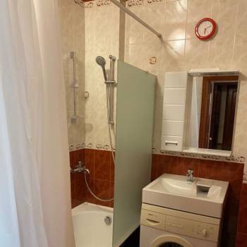 Сдается Многокомнатная квартира, 98 м²