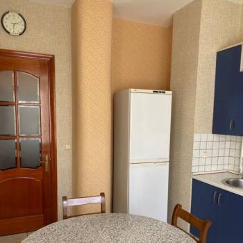 Сдается Многокомнатная квартира, 98 м²
