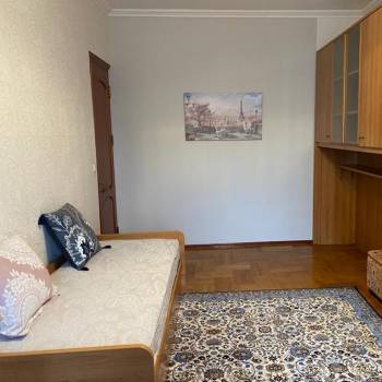 Сдается Многокомнатная квартира, 98 м²