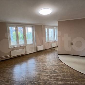 Продается 1-комнатная квартира, 40 м²