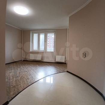 Продается 1-комнатная квартира, 40 м²
