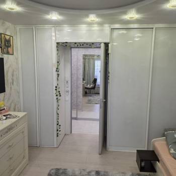 Продается 3-х комнатная квартира, 61 м²