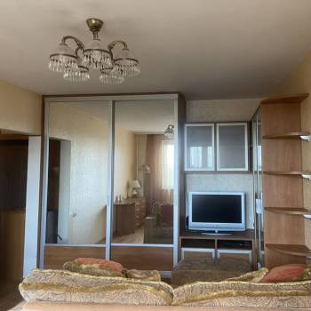 Сдается 1-комнатная квартира, 39 м²