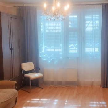 Сдается 1-комнатная квартира, 38 м²
