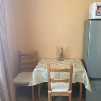 Сдается 1-комнатная квартира, 37 м²