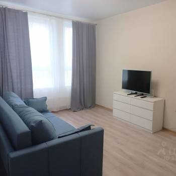 Сдается 1-комнатная квартира, 38,3 м²