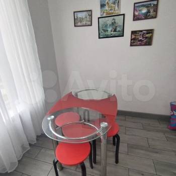 Сдается 2-х комнатная квартира, 60 м²