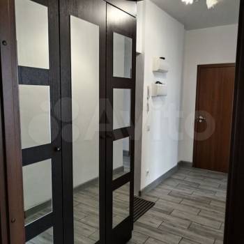 Сдается 2-х комнатная квартира, 60 м²