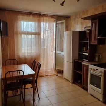 Сдается 2-х комнатная квартира, 61 м²