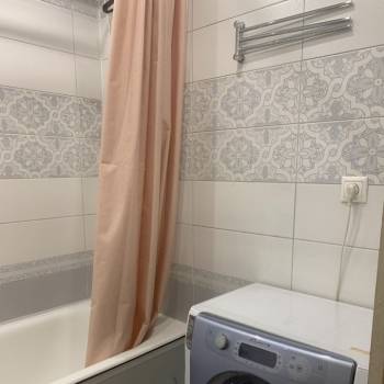 Сдается 1-комнатная квартира, 39 м²