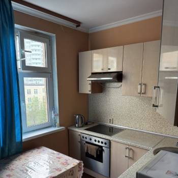 Сдается 1-комнатная квартира, 38 м²