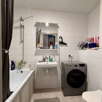Продается 2-х комнатная квартира, 54 м²