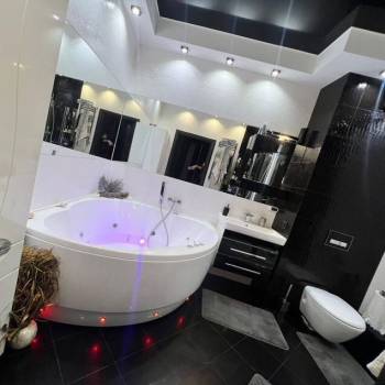 Сдается 2-х комнатная квартира, 60 м²