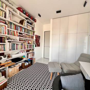 Продается 2-х комнатная квартира, 57,2 м²