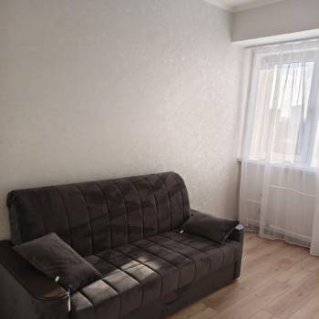 Сдается Многокомнатная квартира, 60 м²