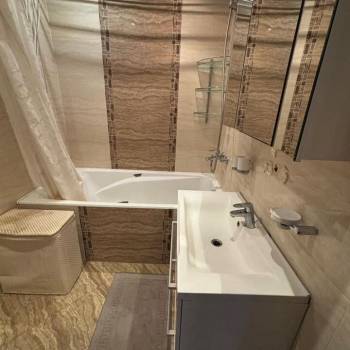 Продается 2-х комнатная квартира, 55 м²