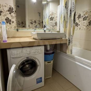 Сдается 1-комнатная квартира, 40 м²
