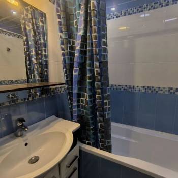 Сдается 2-х комнатная квартира, 54 м²