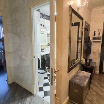 Продается 1-комнатная квартира, 37,3 м²