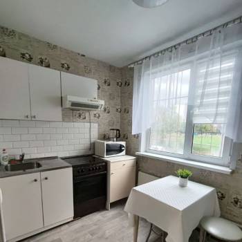 Сдается 1-комнатная квартира, 38 м²