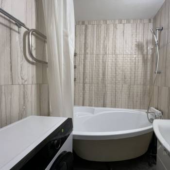 Сдается 2-х комнатная квартира, 59 м²