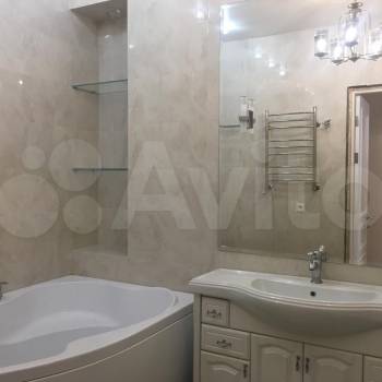 Сдается Многокомнатная квартира, 120 м²