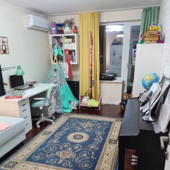 Продается 3-х комнатная квартира, 90,6 м²