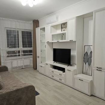 Сдается 1-комнатная квартира, 40 м²