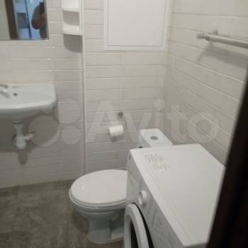 Сдается 1-комнатная квартира, 39,5 м²