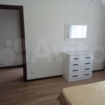 Сдается 1-комнатная квартира, 39,5 м²