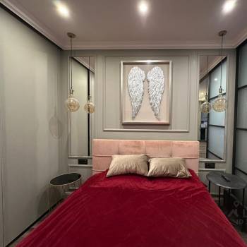Продается 1-комнатная квартира, 42 м²