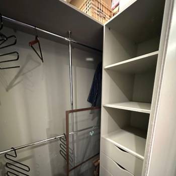 Продается 1-комнатная квартира, 42 м²