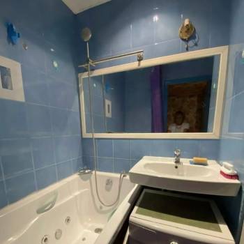 Продается 1-комнатная квартира, 35 м²