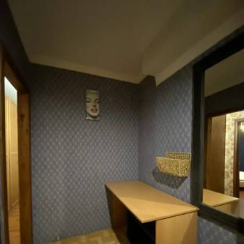 Продается 1-комнатная квартира, 35 м²