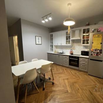 Сдается 1-комнатная квартира, 41 м²