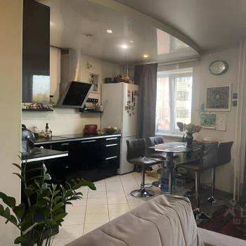 Продается 2-х комнатная квартира, 58,9 м²