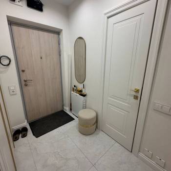 Продается 1-комнатная квартира, 50 м²