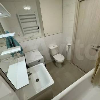 Сдается 1-комнатная квартира, 38 м²