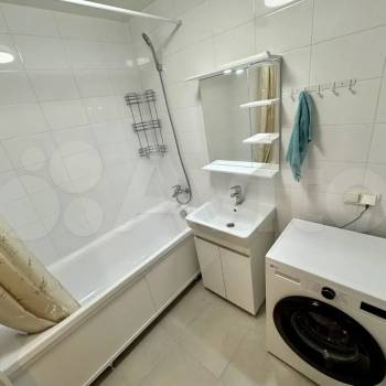Сдается 1-комнатная квартира, 38 м²