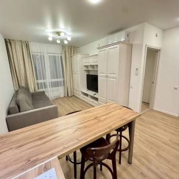 Сдается 1-комнатная квартира, 38 м²