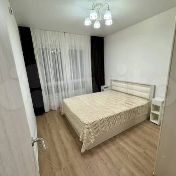 Сдается 1-комнатная квартира, 38 м²