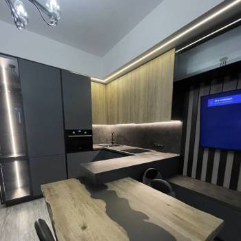Продается 2-х комнатная квартира, 81 м²