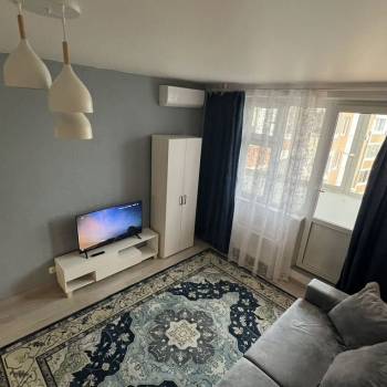 Сдается 1-комнатная квартира, 32 м²