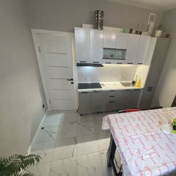 Продается 1-комнатная квартира, 39 м²